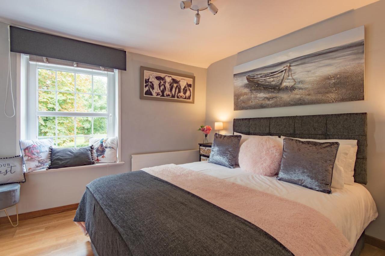 Cow And Cockle - Quirky Cottage In The Centre Of Deal Exterior photo